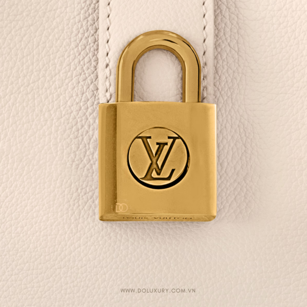 LV LOW KEY SHOULDER BAG - Hình ảnh 4